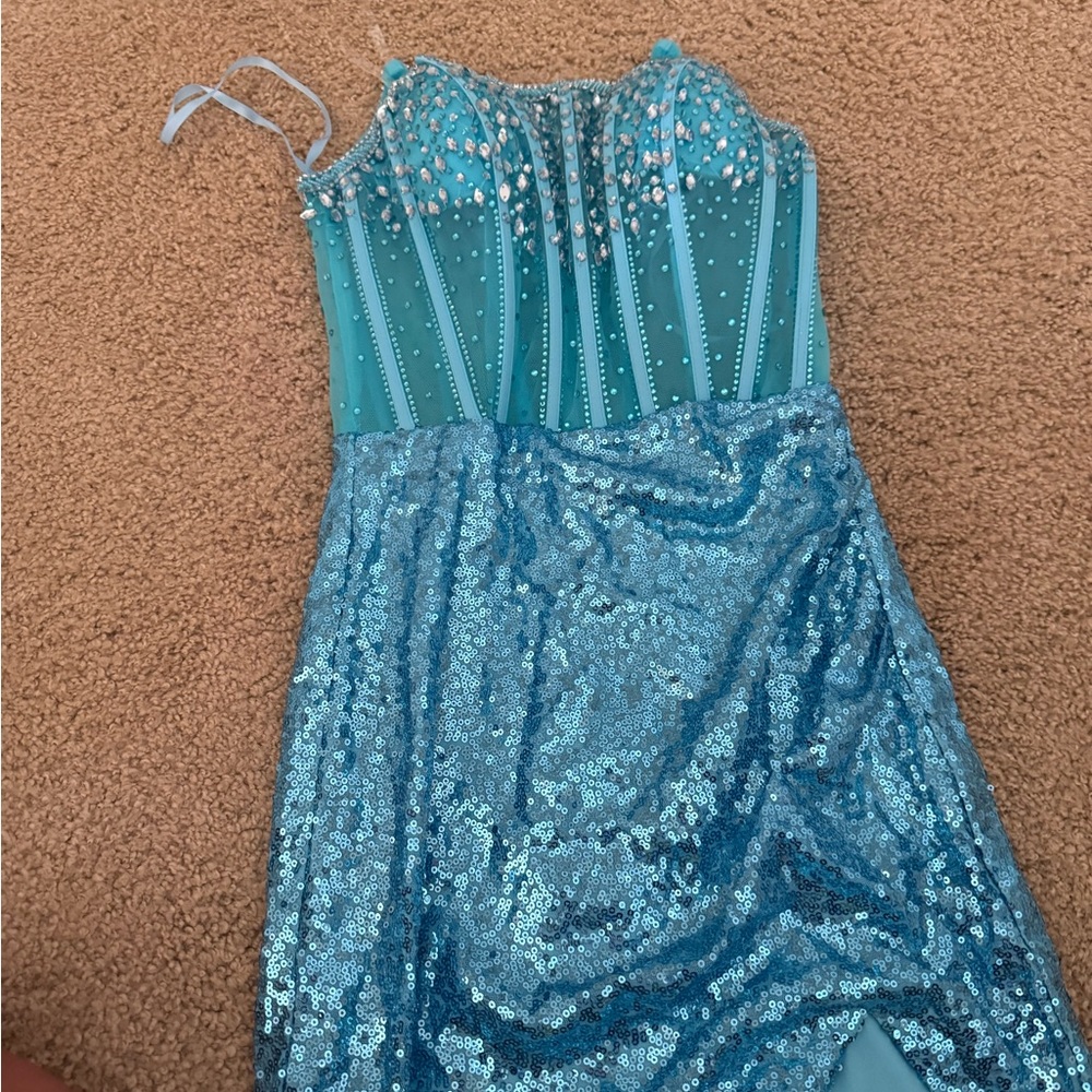 Homecoming dress
